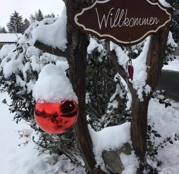 Aamiaismajoitus (B&B) Haus Lasaun