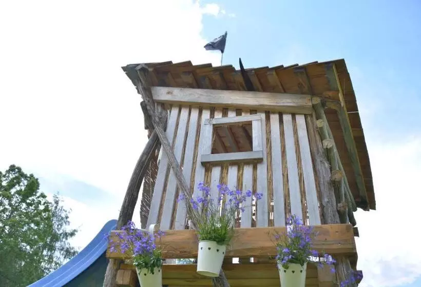 Aamiaismajoitus (B&B) Haus Lasaun