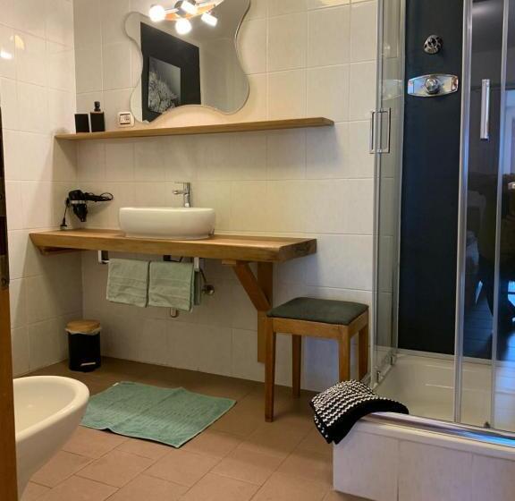 مبيت وإفطار Haus Lasaun