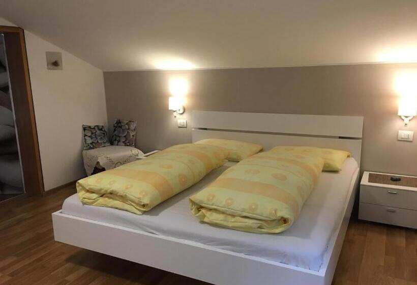 مبيت وإفطار Haus Lasaun