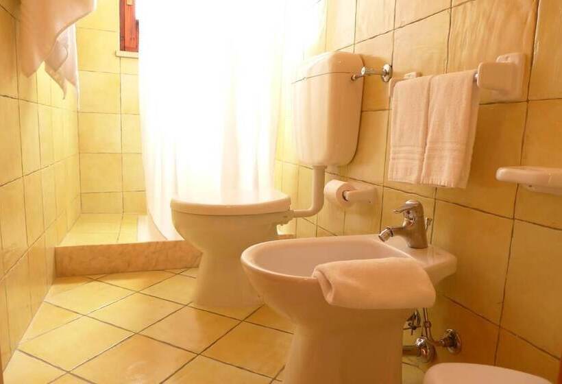 민박 La Suma Sumalia