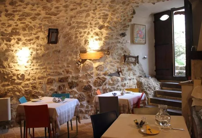 Aamiaismajoitus (B&B) Le Pagliare Del Gran Sasso