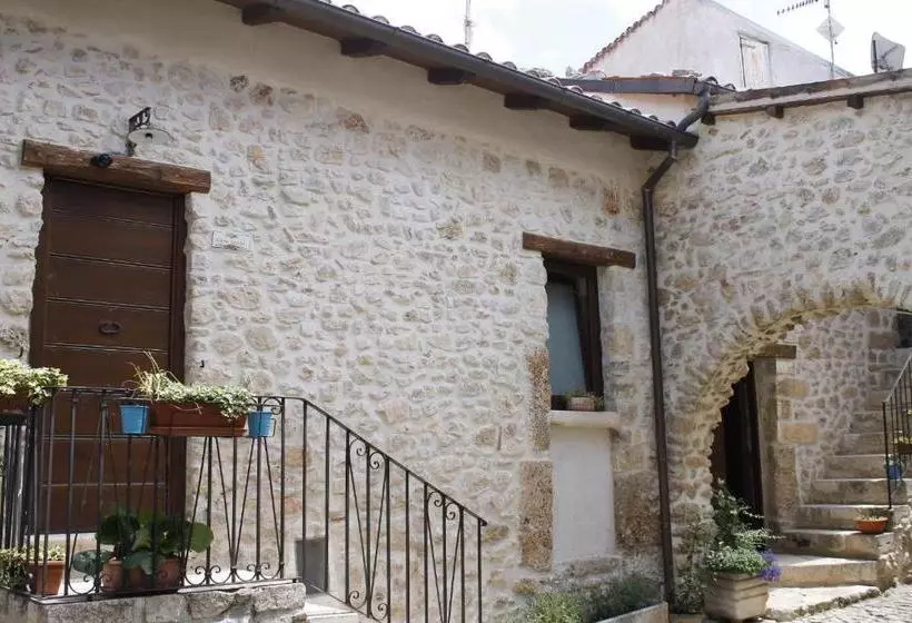 Aamiaismajoitus (B&B) Le Pagliare Del Gran Sasso