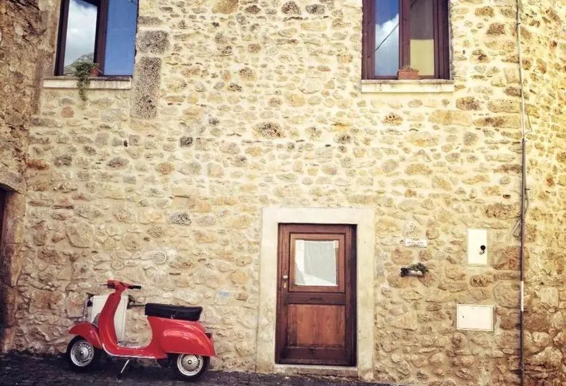 Aamiaismajoitus (B&B) Le Pagliare Del Gran Sasso