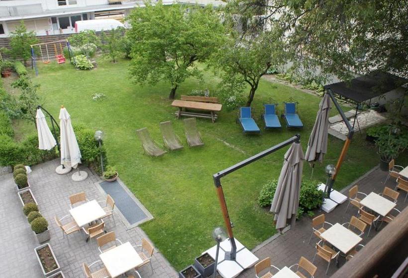 مبيت وإفطار Pension Pernthaler