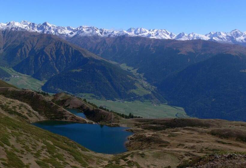 مبيت وإفطار Pension Pernthaler