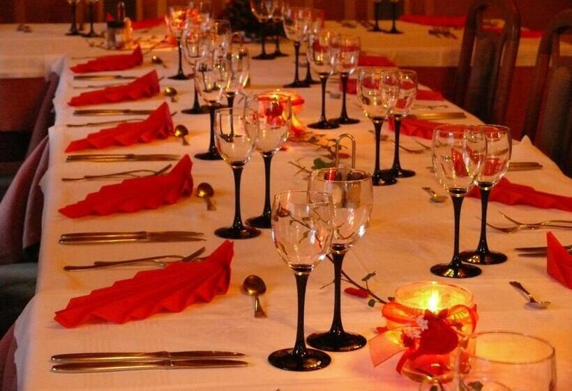 مبيت وإفطار Pension Pernthaler