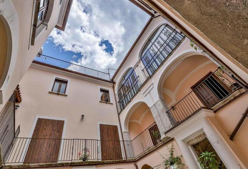 住宿加早餐 Pietrantica