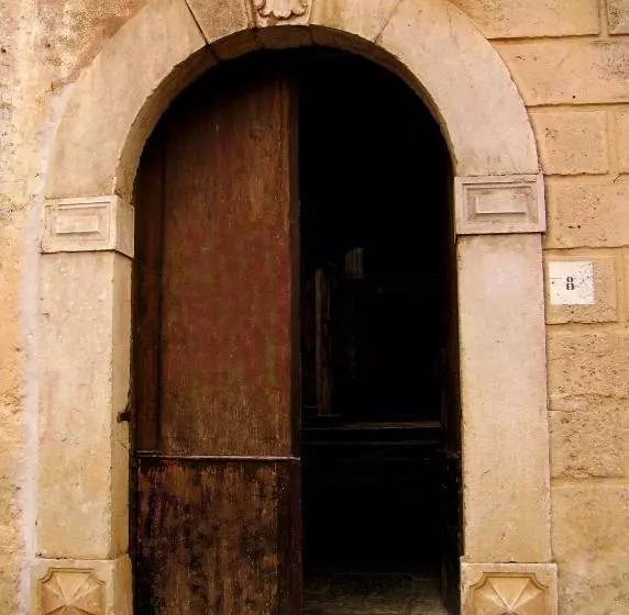 ベッドアンドブレックファースト Pietrantica