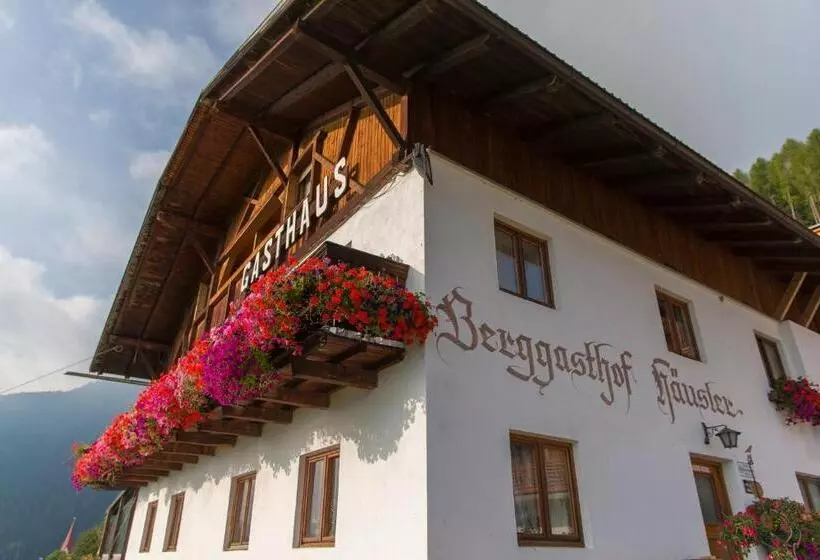 ホテル Berggasthof Häusler