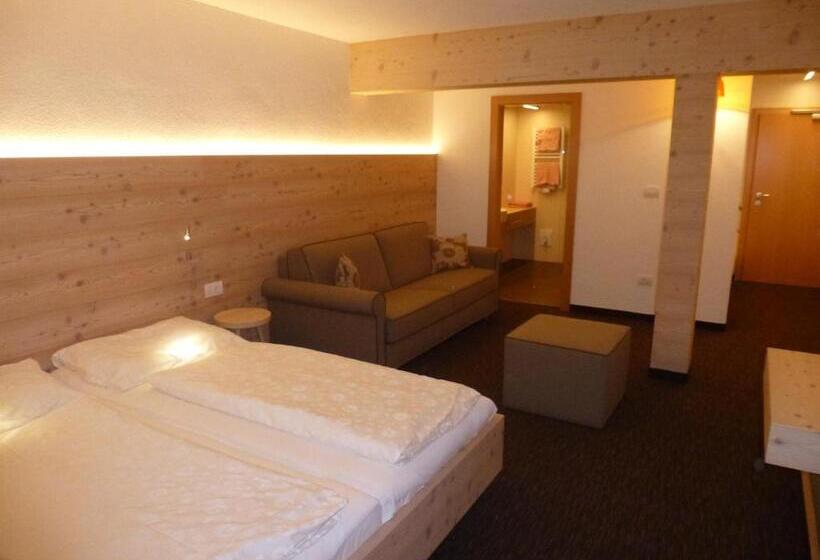 Отель Berggasthof Häusler