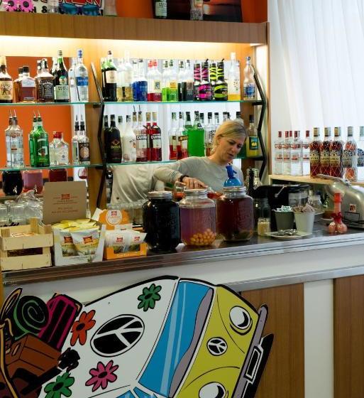 בית מלון כפרי Flores