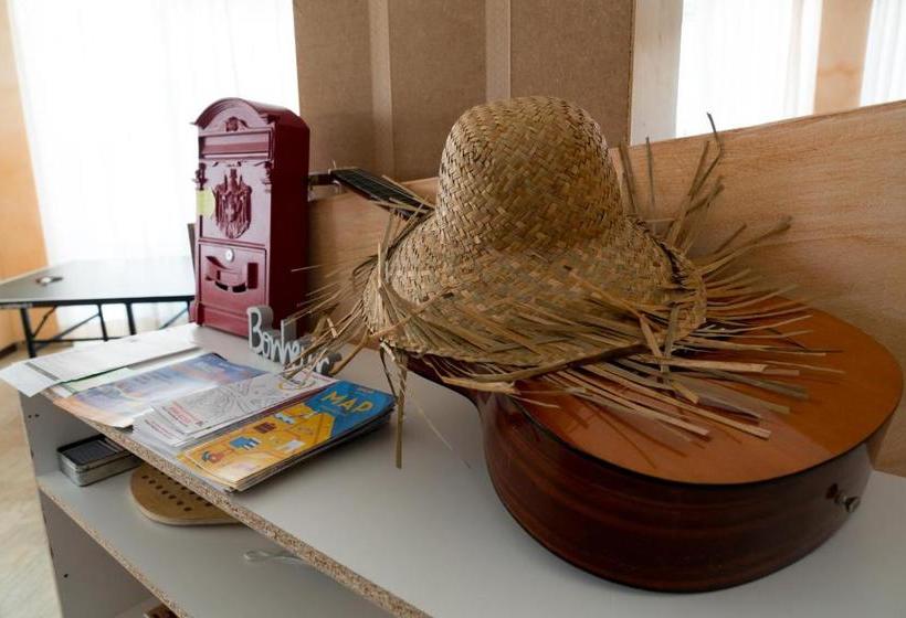 בית מלון כפרי Flores