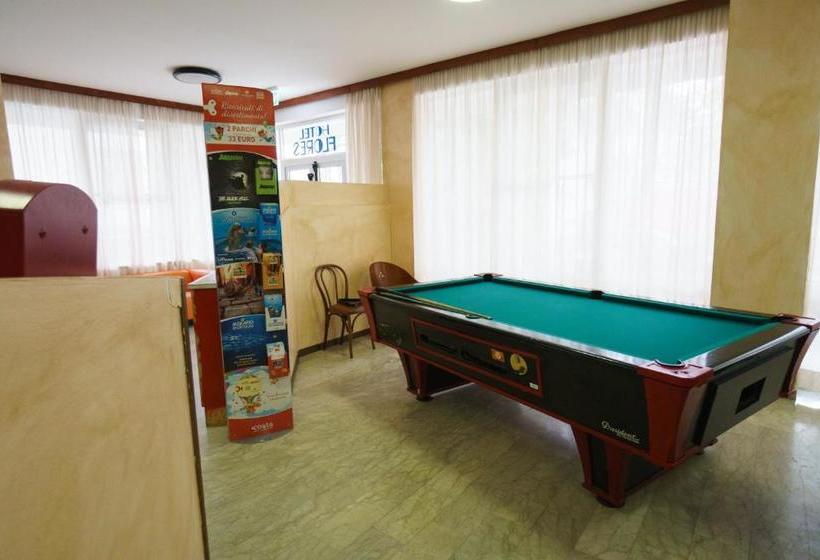 בית מלון כפרי Flores