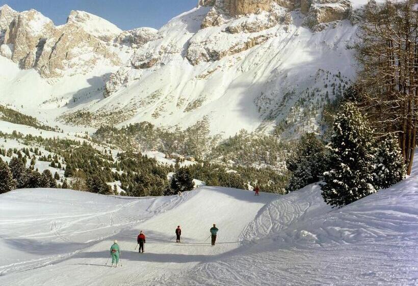 בית מלון כפרי Garni Le Chalet