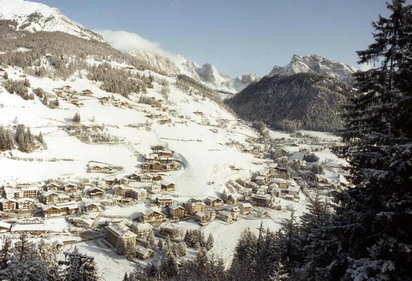 בית מלון כפרי Garni Le Chalet