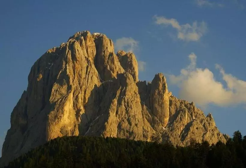 ホテル Garni Le Chalet