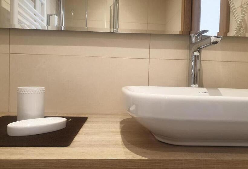 בית מלון כפרי Garni Le Chalet