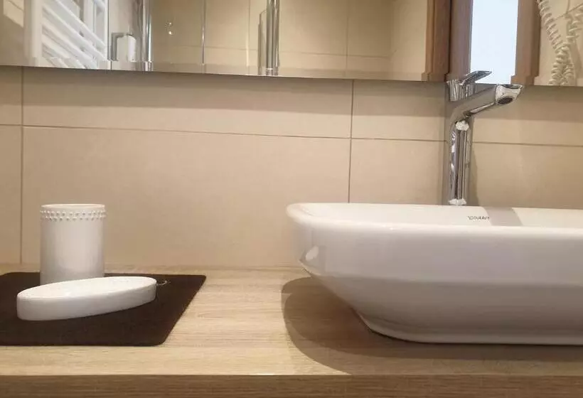 ホテル Garni Le Chalet