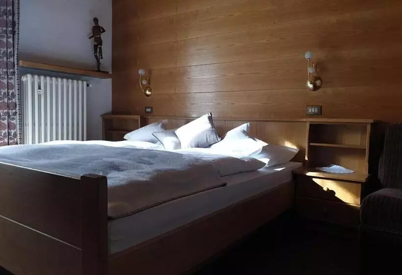 ホテル Garni Le Chalet