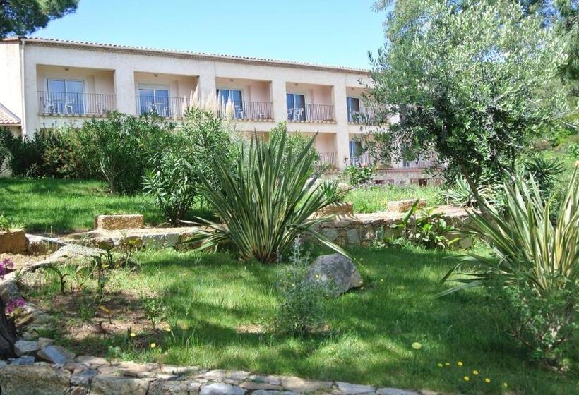 هتل Stella Marina