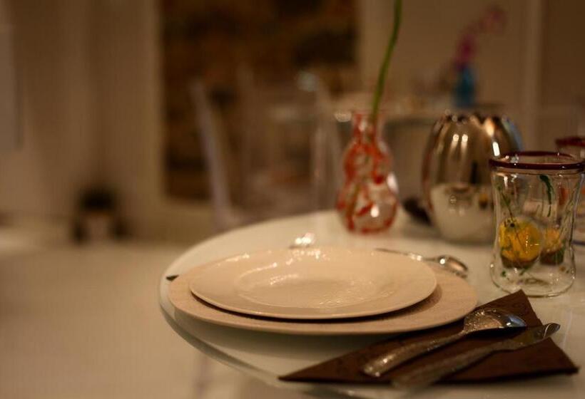 ベッドアンドブレックファースト Art Boutique Hotel Acchiappasogni