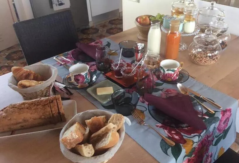 Aamiaismajoitus (B&B) Domaine Des Closeaux