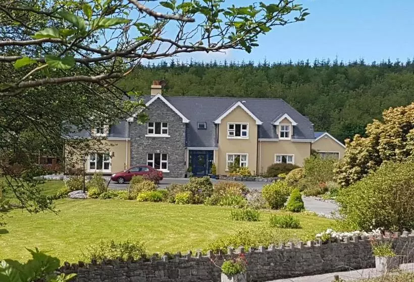 Aamiaismajoitus (B&B) Greenlawn Lodge