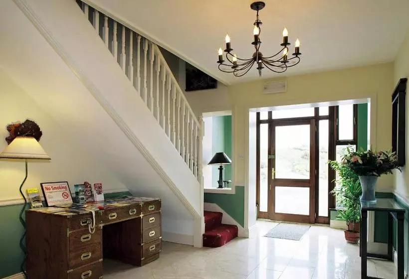 Aamiaismajoitus (B&B) Greenlawn Lodge