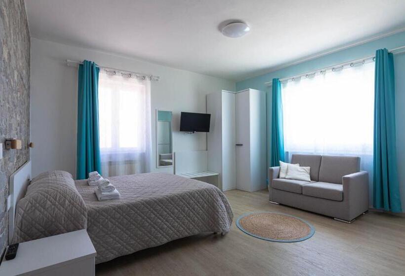 צימר Roccabianca Rooms & Studios