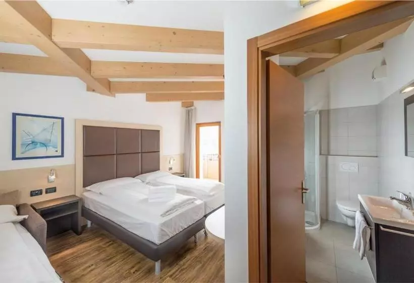 Aamiaismajoitus (B&B) Villa Cameras Room And Breakfast