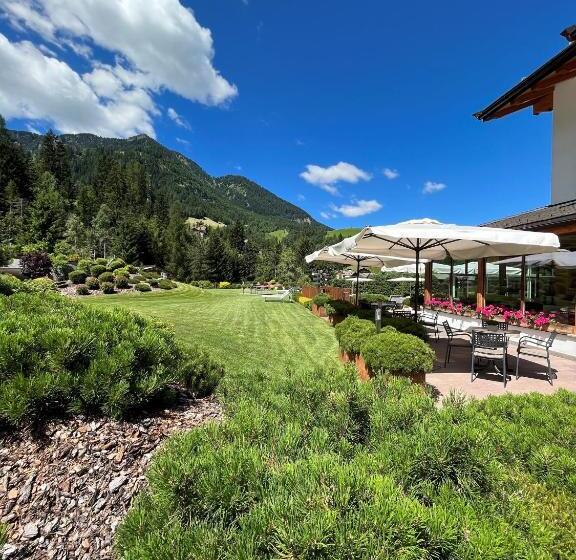 בית מלון כפרי Arnaria