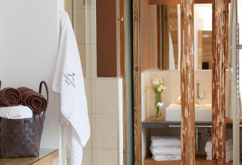 בית מלון כפרי Chalet Vites Mountain