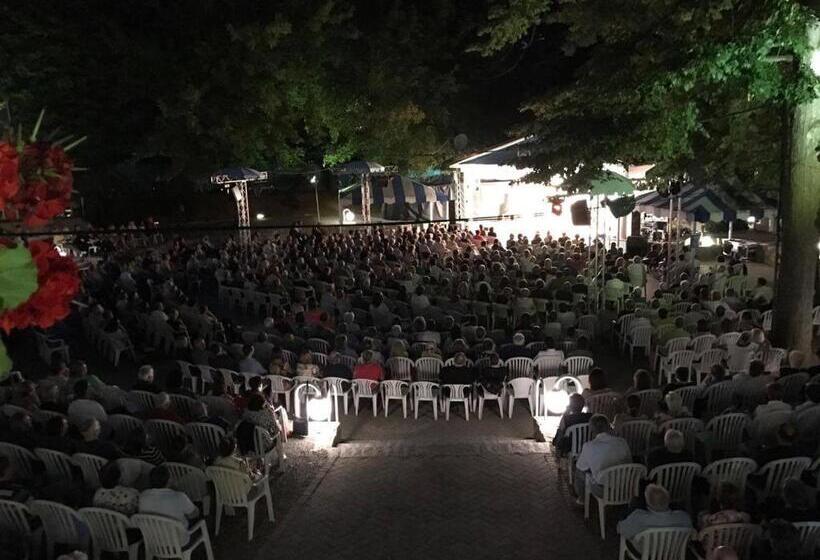 בית מלון כפרי Clementi