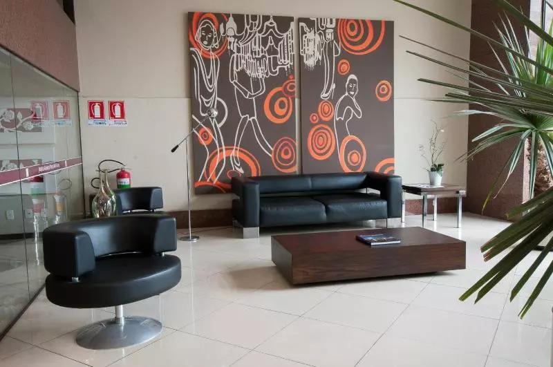 Hotelli Jacques Georges Tower