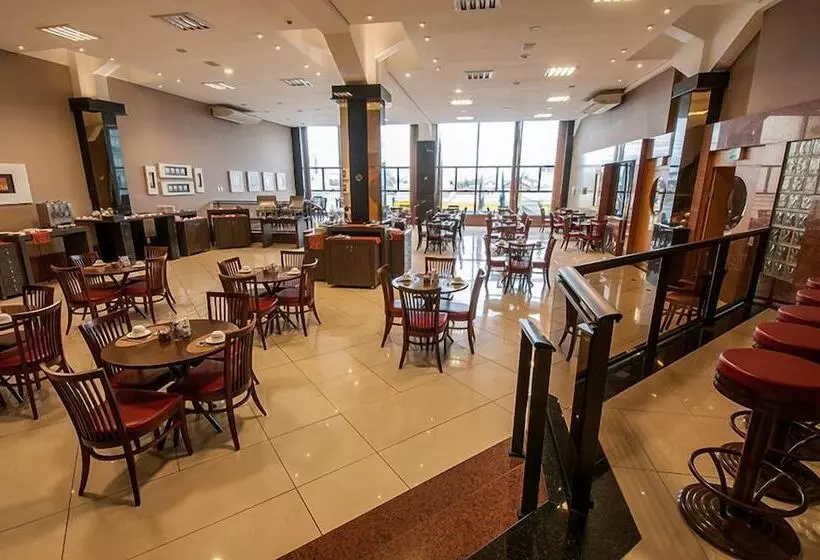 Hotelli Jacques Georges Tower