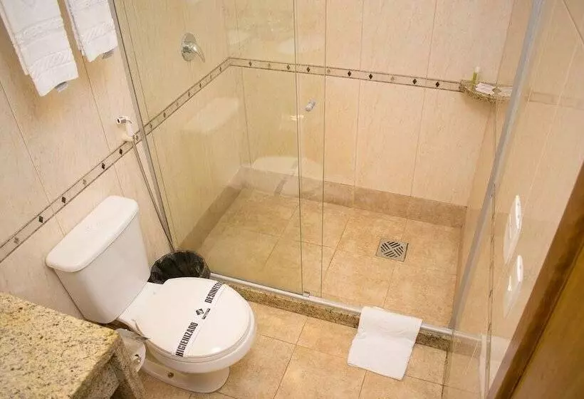 Hotelli Jacques Georges Tower