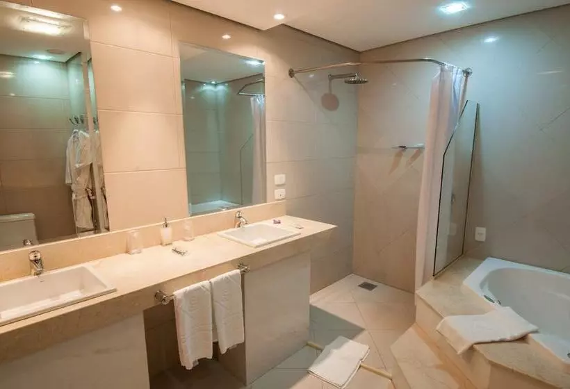 Hotelli Jacques Georges Tower