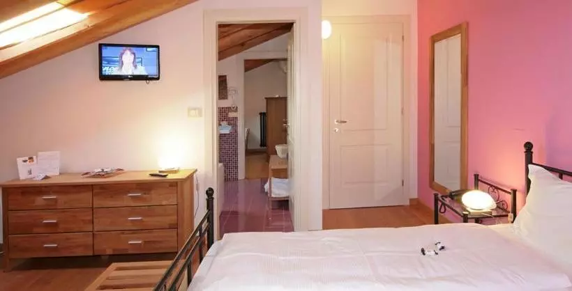 Hotelli Locanda Al Ponte De Fero