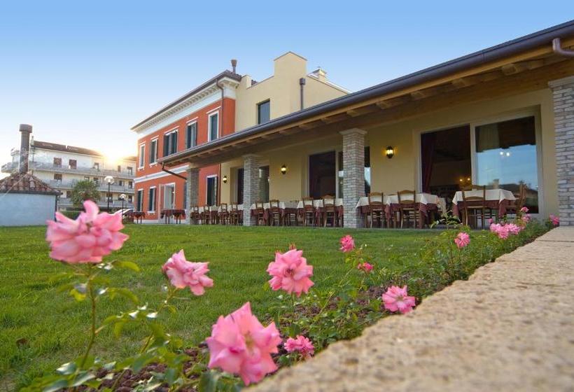 فندق Locanda Al Ponte De Fero