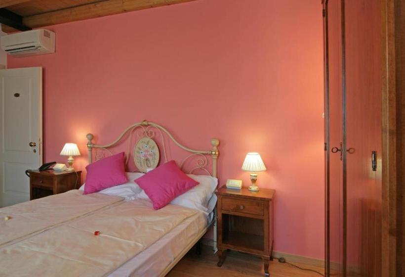 فندق Locanda Al Ponte De Fero