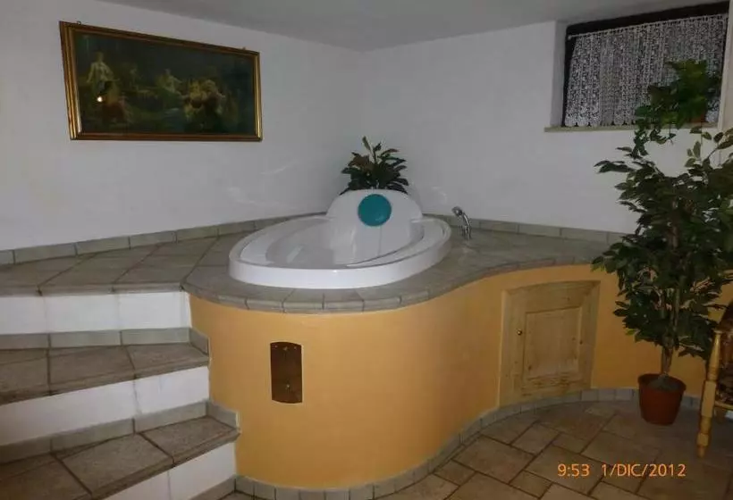 Hotelli San Giovanni