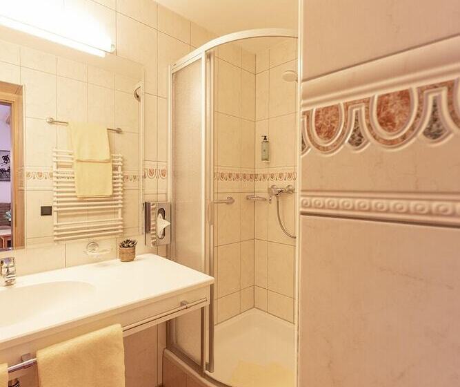 ホテル Sonnenheim