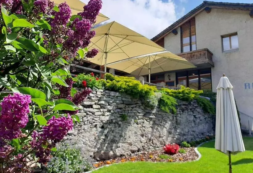 Hotelli Stüa Granda