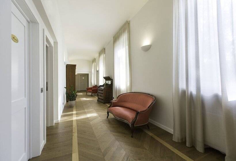 Отель Villaggio Narrante  Le Case Dei Conti Mirafiore