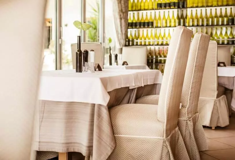 هتل Weingut Innerleiterhof