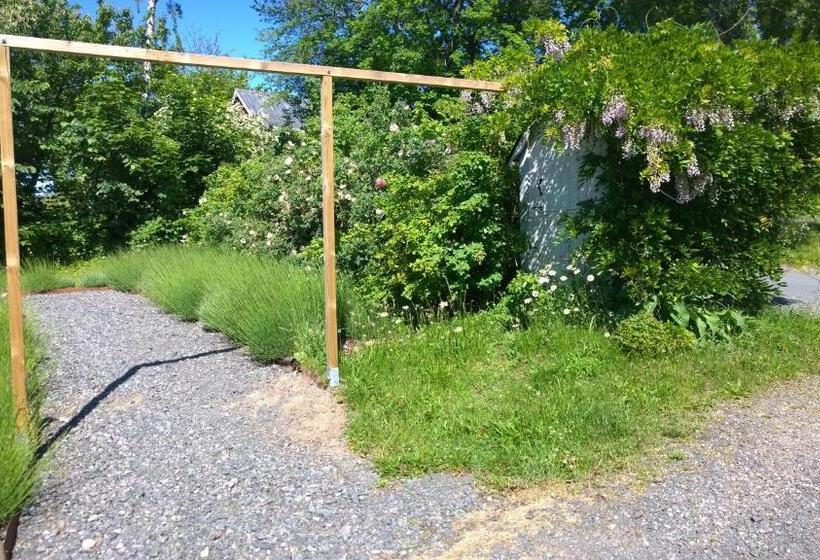 تختخواب و صبحانه Elisetorp