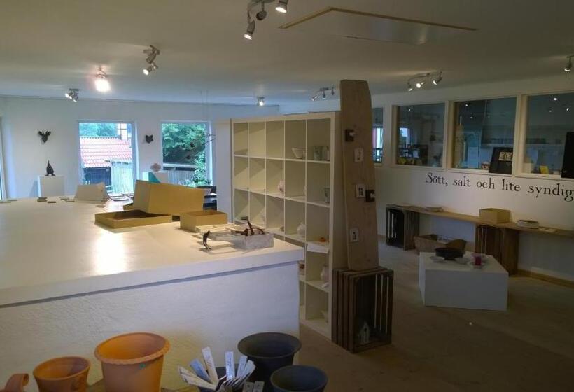 تختخواب و صبحانه Elisetorp