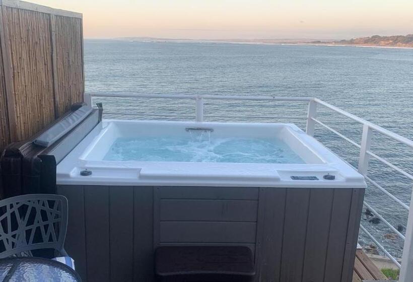 تختخواب و صبحانه Laura Del Mar Hotel Boutique