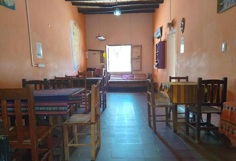 צימר Tilcara Hostel